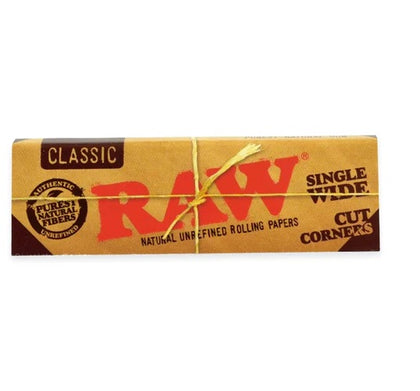 RAW Classic Single Wide Cut Corners Rolling Papers